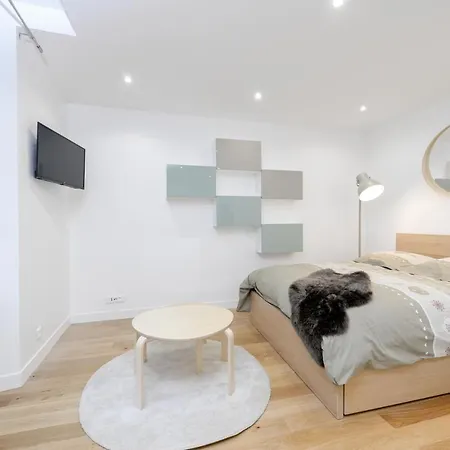 Studio At 15 Min From The Elysee Fields In Paris Daire Vincennes