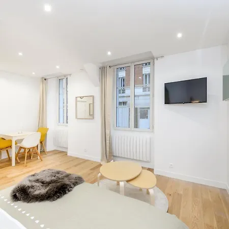 Daire Studio At 15 Min From The Elysee Fields In Paris Vincennes