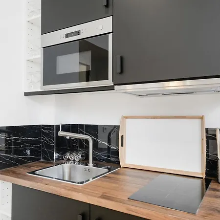 Daire Studio At 15 Min From The Elysee Fields In Paris *