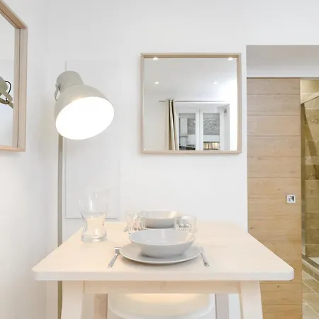 Studio At 15 Min From The Elysee Fields In Paris Vincennes